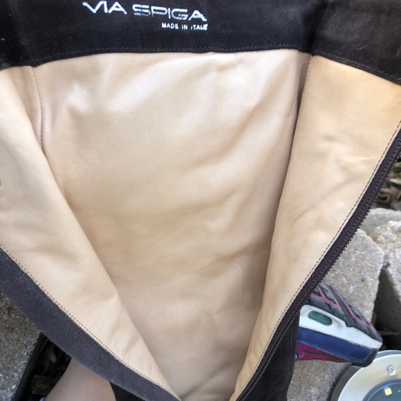 VIA SPIGA DARK BROWN SUEDE BOOTS - Picture 7 of 9